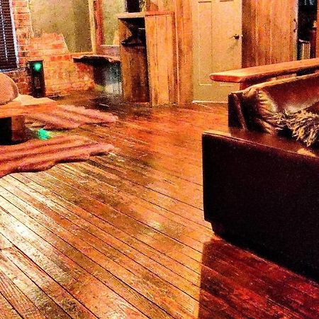 Апартаменты Hocking Hills Rusty Lofts Логан Экстерьер фото