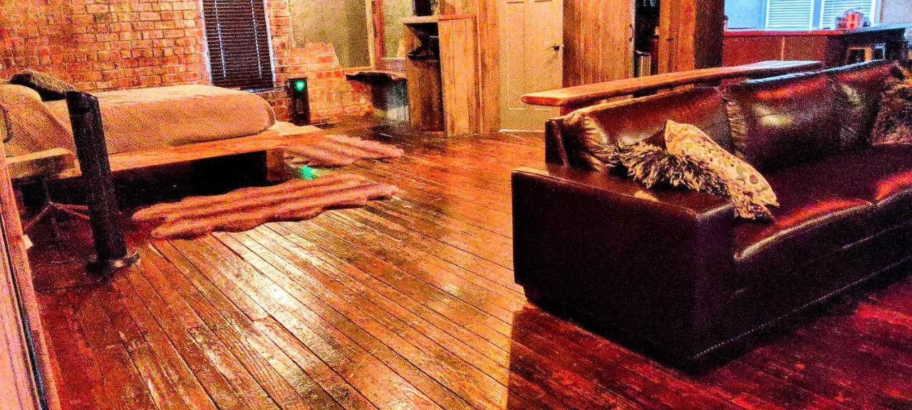 Апартаменты Hocking Hills Rusty Lofts Логан Экстерьер фото