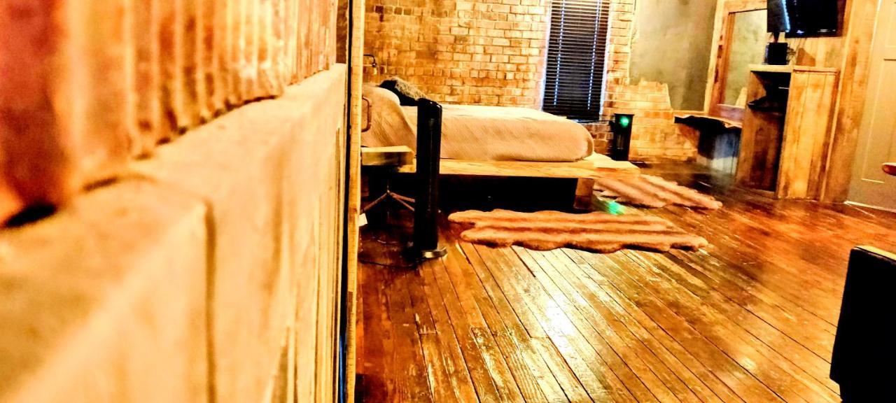 Апартаменты Hocking Hills Rusty Lofts Логан Экстерьер фото