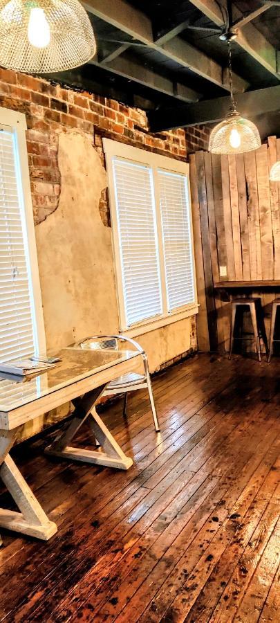 Апартаменты Hocking Hills Rusty Lofts Логан Экстерьер фото